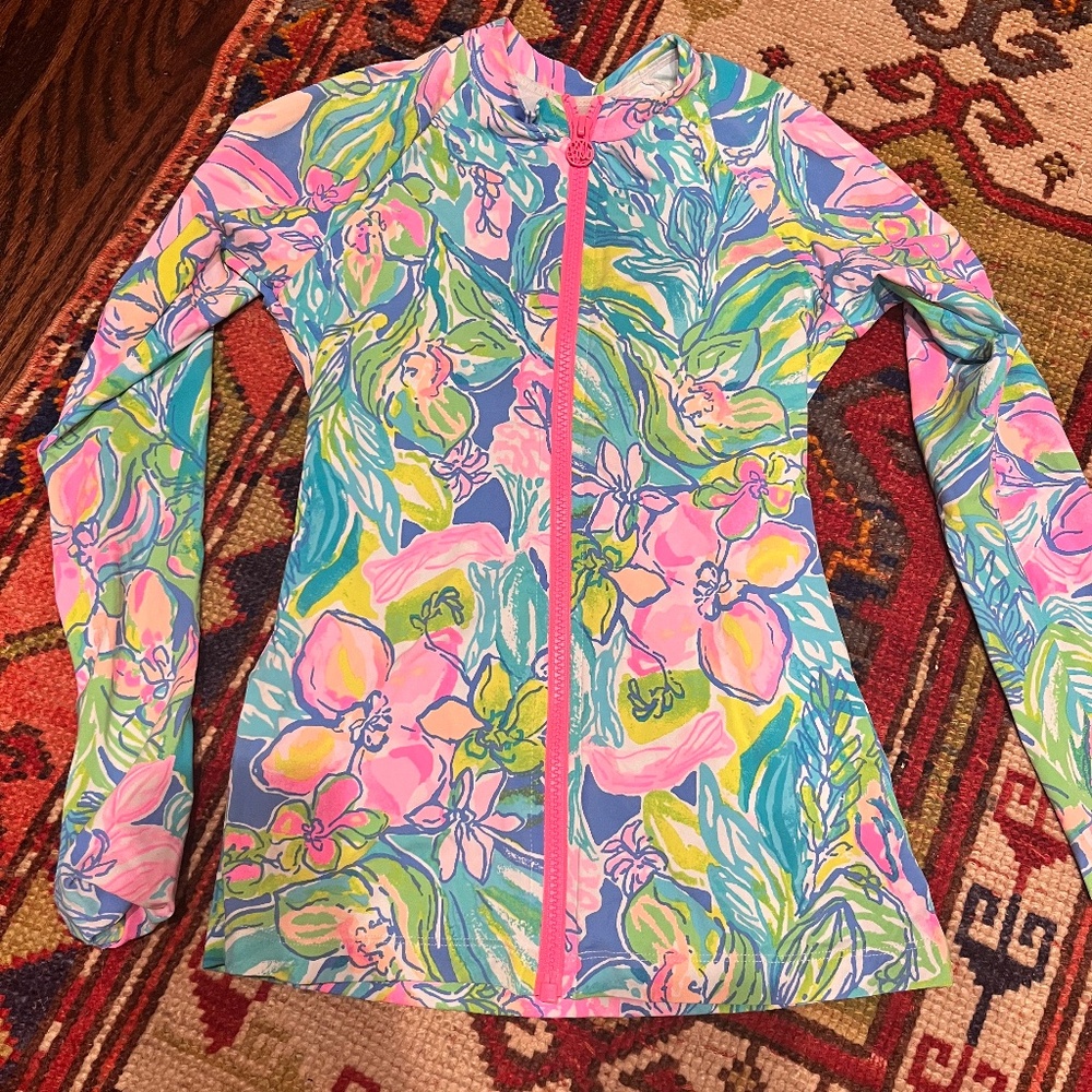 Lily Pulitzer zip top